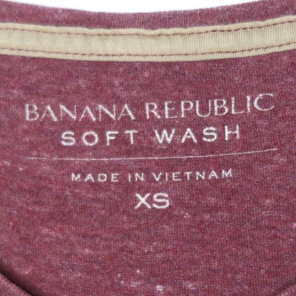 Banana Republic Mens T-Shirt Size XS Maroon Soft Wash Casual - Picture 3 of 6